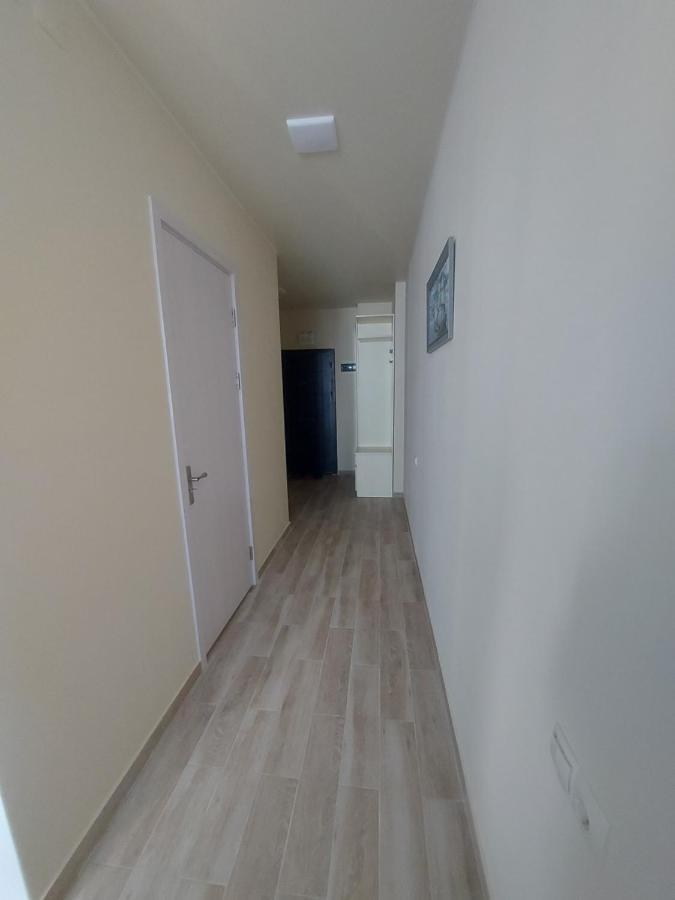 Andrew'S 2 Rooms Apartment In Batumi Ანდრიას 2 Ოთახიანი Აპარტამენტი Ბათუმში Eksteriør bilde